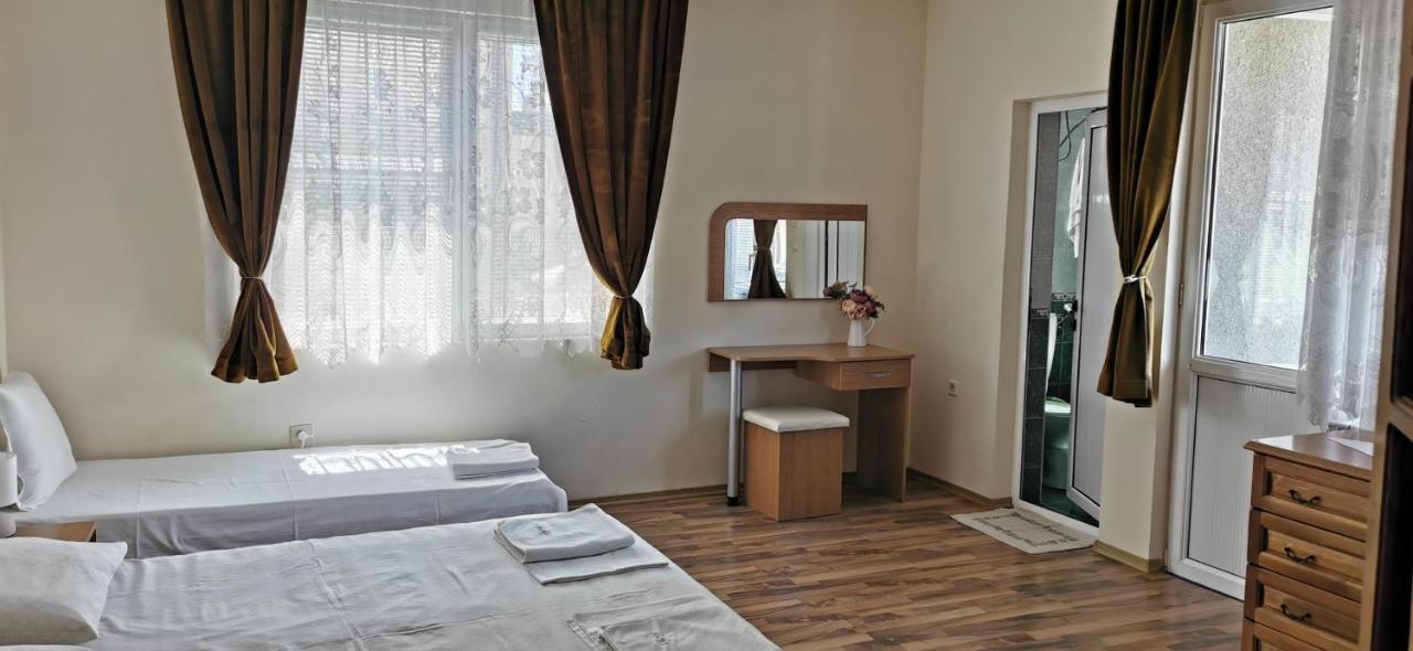 Къща За Гости The Sunny Corner Sozopol Exterior foto